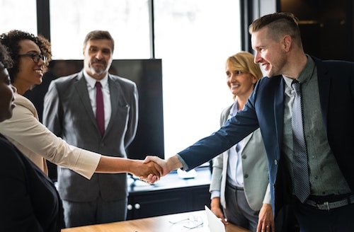 agreement-discussion-hand-shake